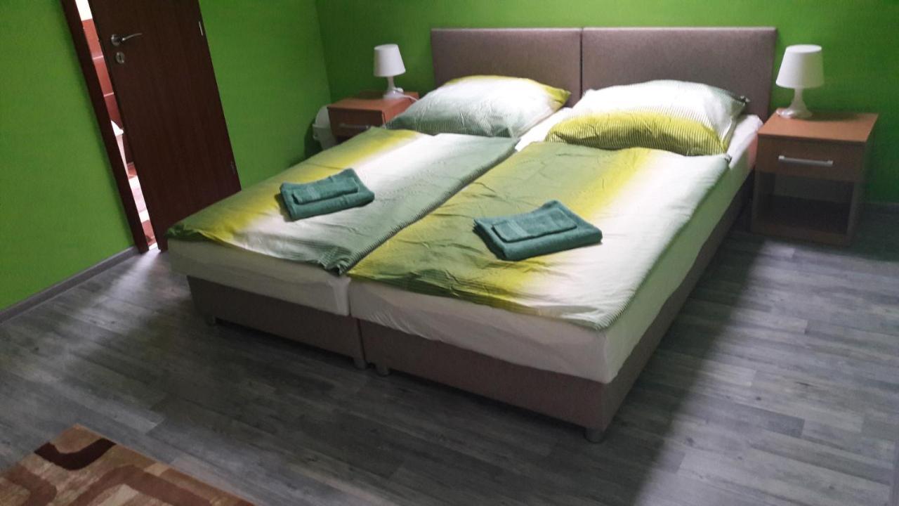 Ubytovanie House Ґаланта Екстер'єр фото