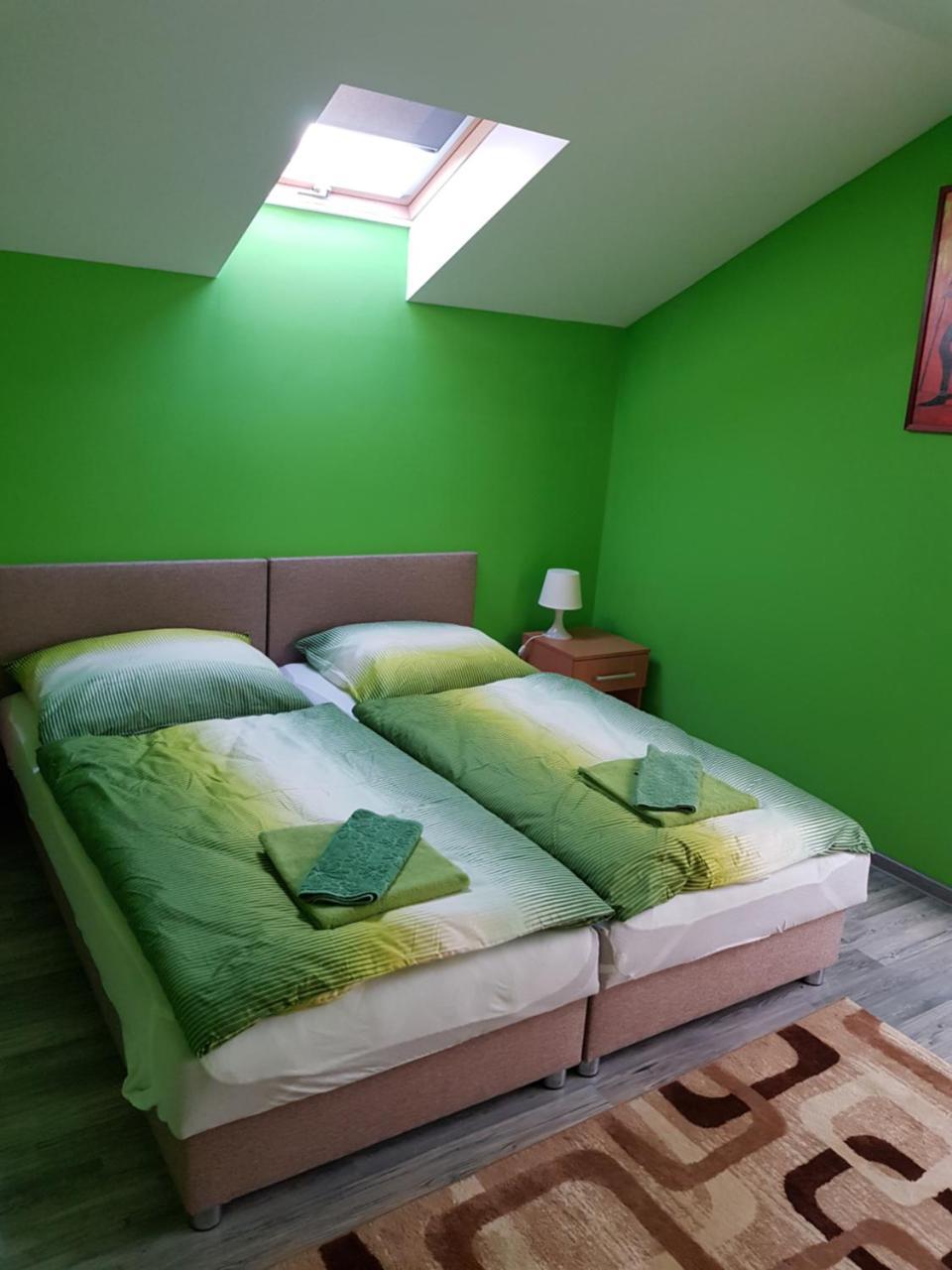 Ubytovanie House Ґаланта Екстер'єр фото